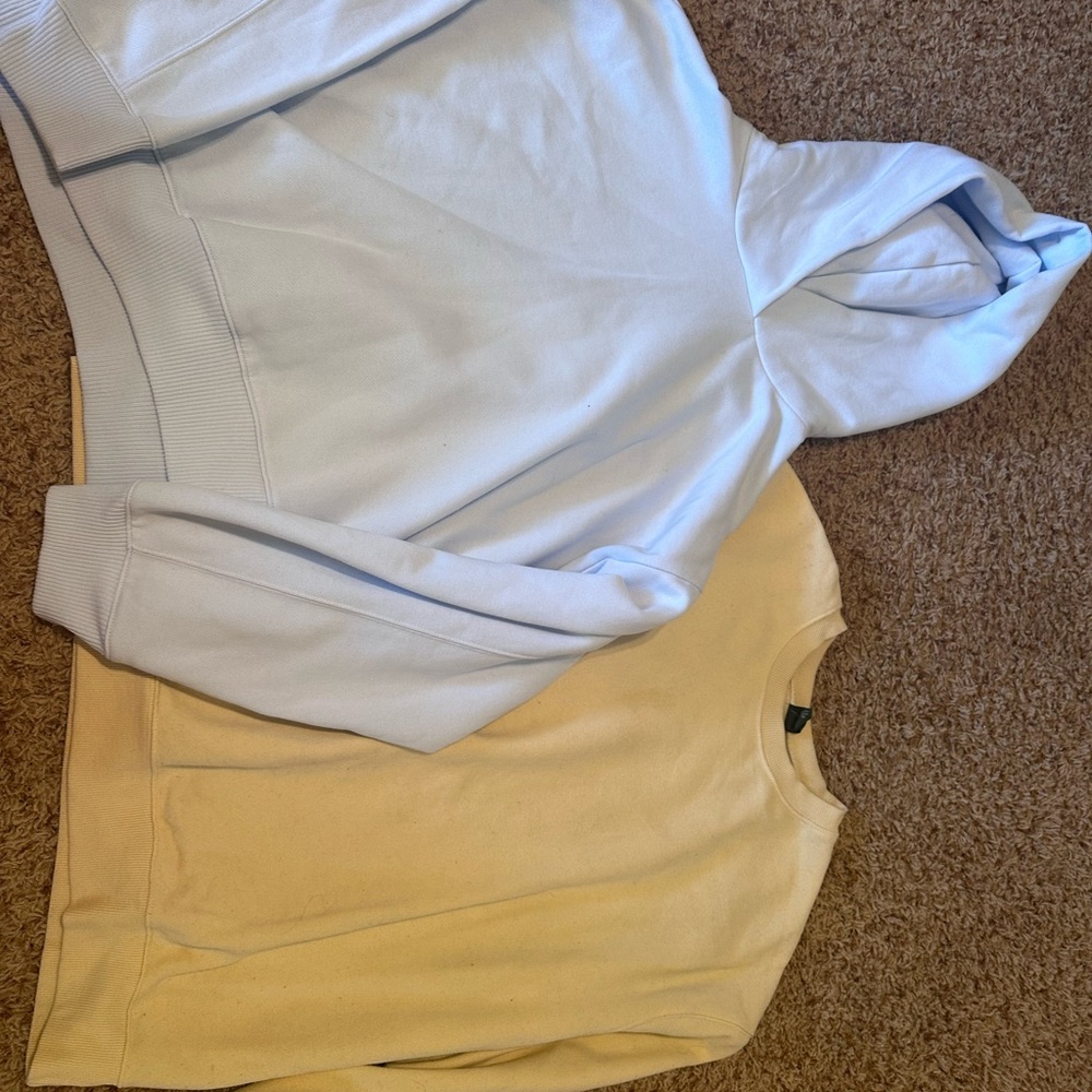 Women’s Blue and Yellow Sweater Set